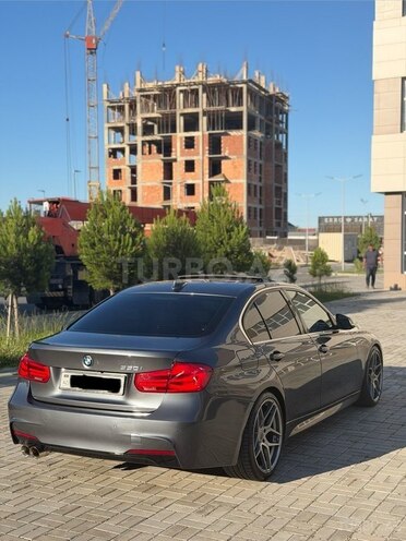 BMW 330-9