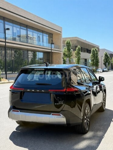 Toyota RAV4-4