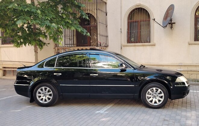 Volkswagen Passat-8