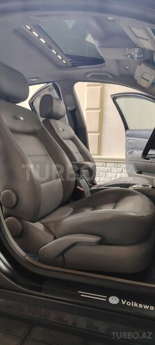 Volkswagen Passat-11
