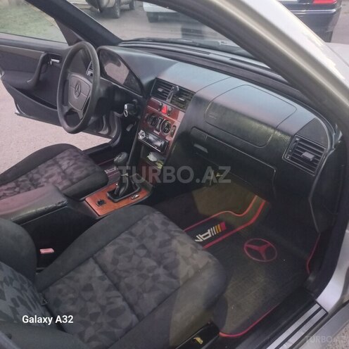 Mercedes C 180-5