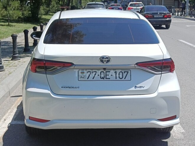 Toyota Corolla-8