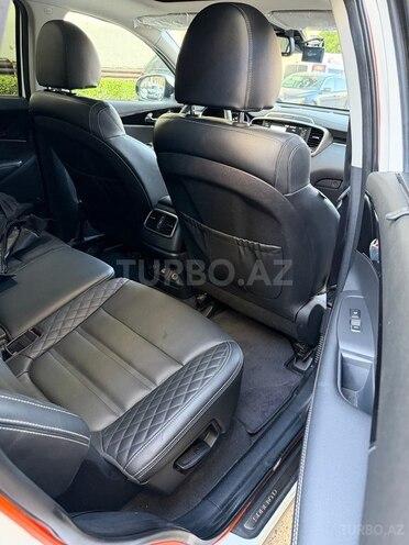 Kia Sorento-10