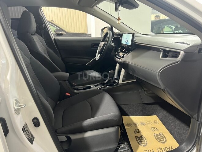 Toyota Corolla Cross-11