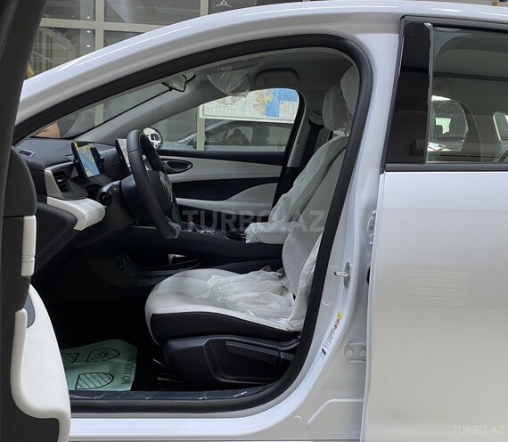 BYD Seal 05-16