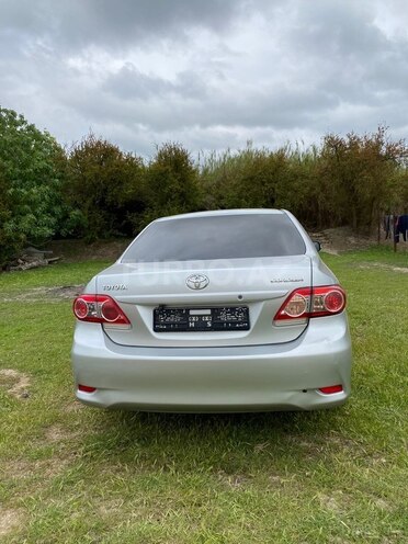 Toyota Corolla-4