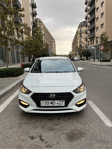 Hyundai Accent-9