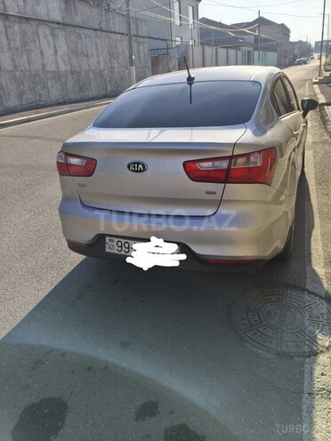 Kia Rio-6