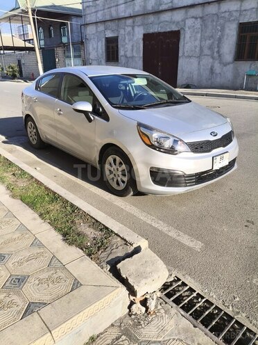 Kia Rio-2