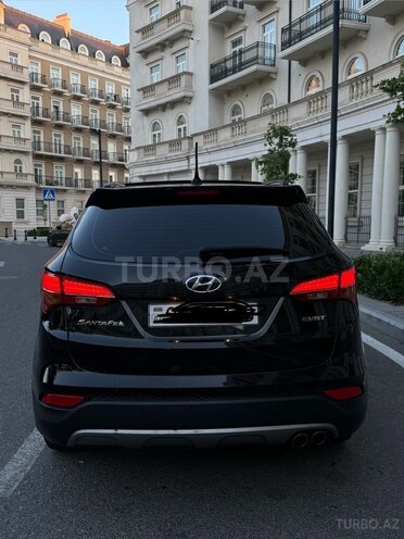 Hyundai Santa Fe-4