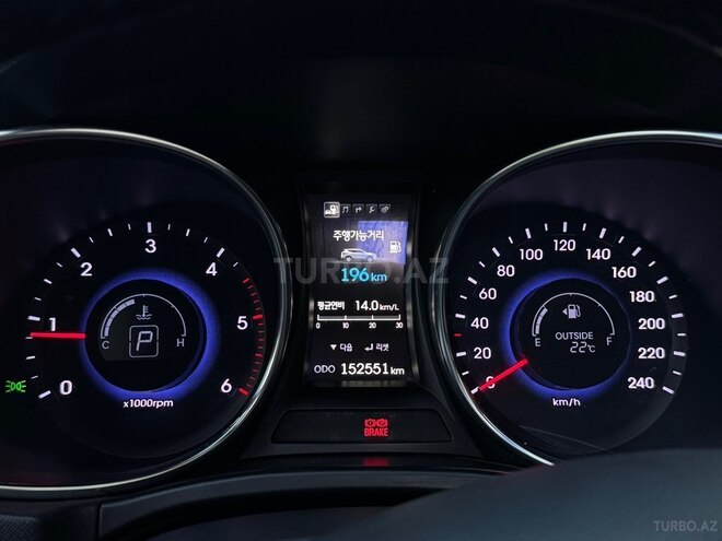 Hyundai Santa Fe-11