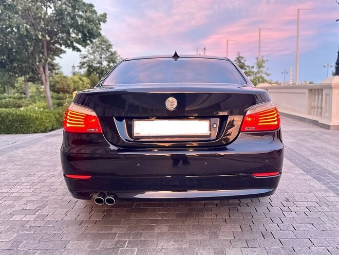 BMW 530-11
