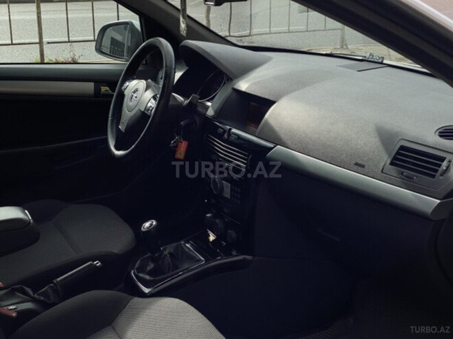 Opel Astra-7