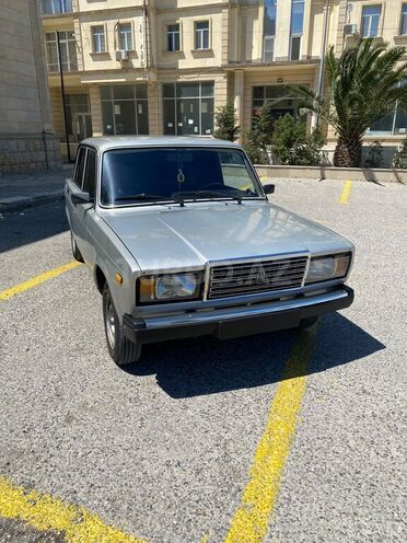 LADA (VAZ) 2107-2