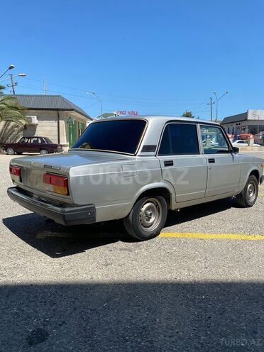 LADA (VAZ) 2107-6