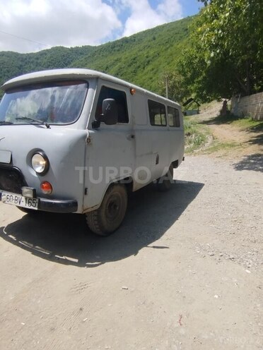 UAZ 3303-4