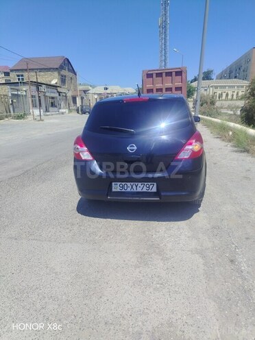 Nissan Tiida-2
