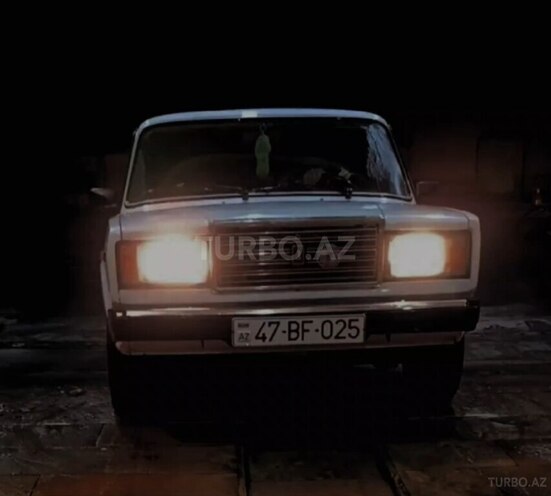 LADA (VAZ) 2107-4