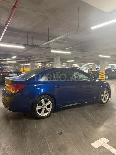 Chevrolet Cruze-4