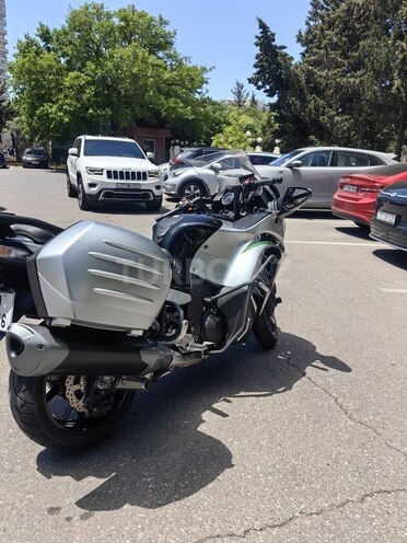 Kawasaki 1400 GTR-6