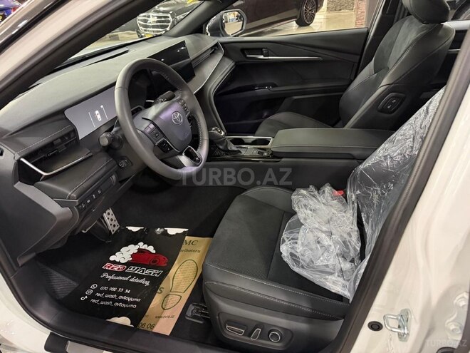 Toyota Camry-14