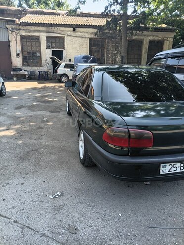 Opel Omega-5