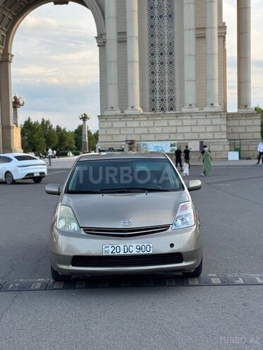 Toyota Prius-1