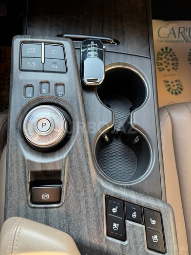Kia K8-12