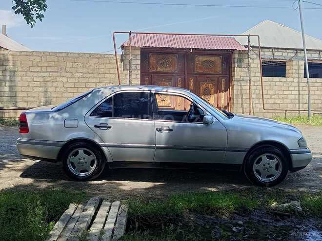 Mercedes C 180-5