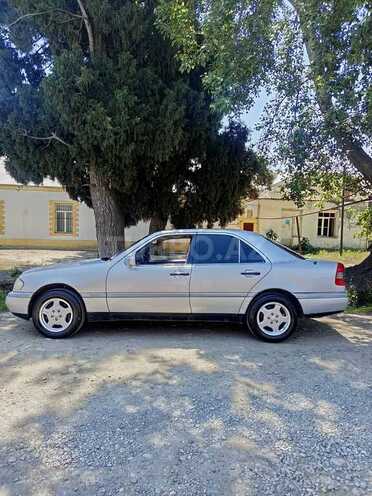 Mercedes C 180-3