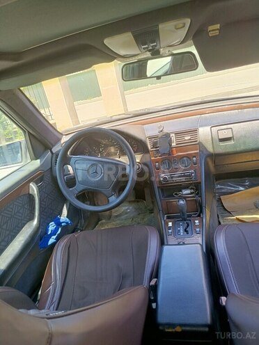 Mercedes C 180-2