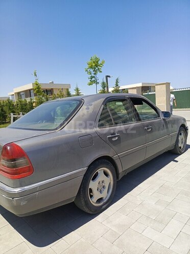 Mercedes C 180-5