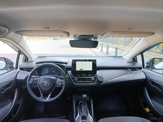 Toyota Corolla-14