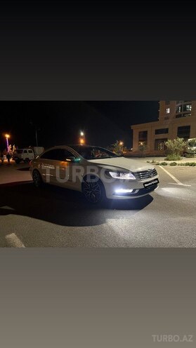 Volkswagen Passat CC-3