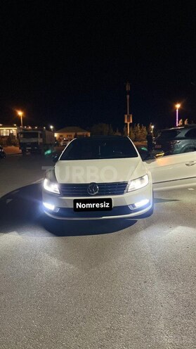 Volkswagen Passat CC-1
