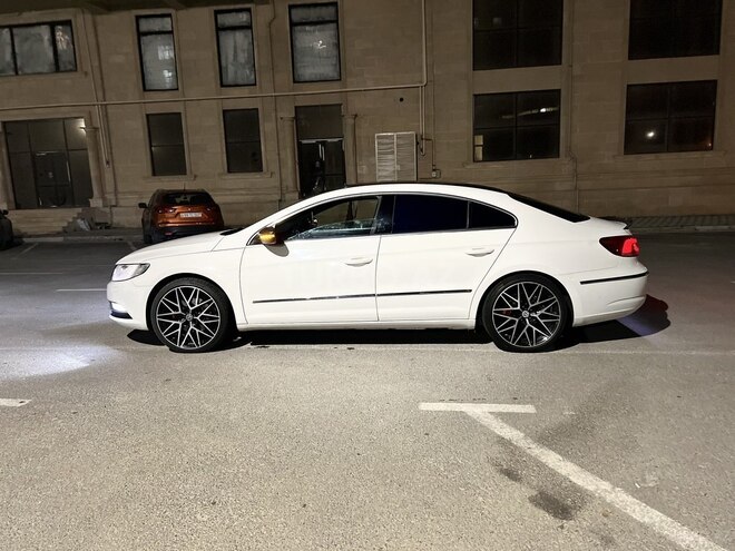 Volkswagen Passat CC-2