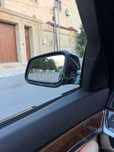 BMW 528-12
