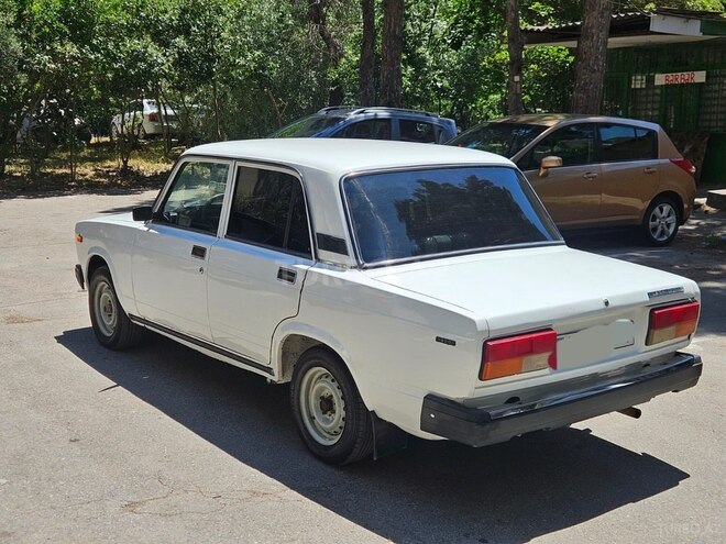 LADA (VAZ) 2107-4
