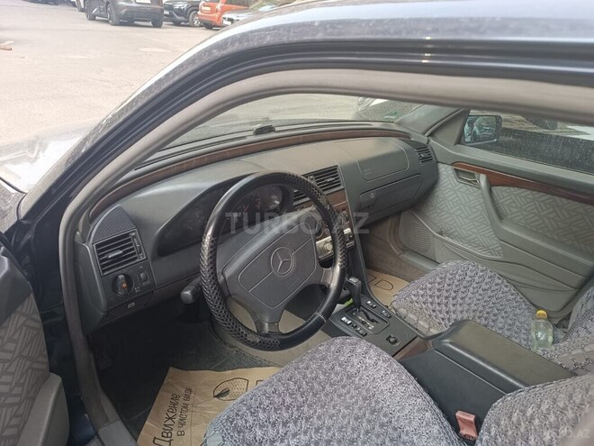 Mercedes C 180-9