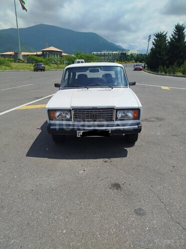 LADA (VAZ) 2107-1