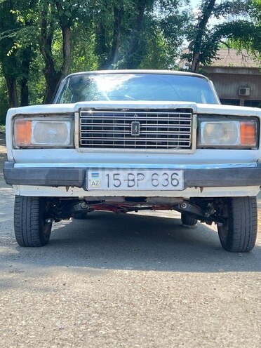 LADA (VAZ) 2107-1