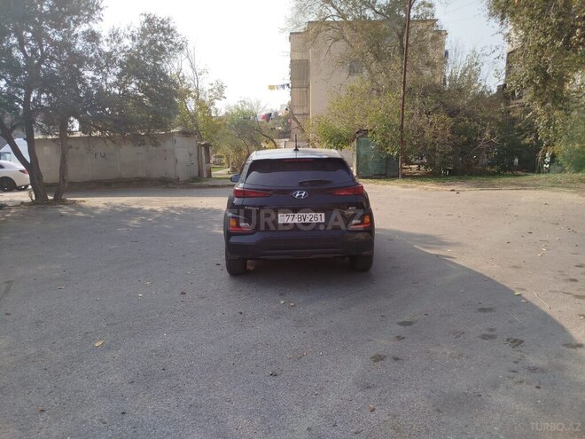 Hyundai Kona-3