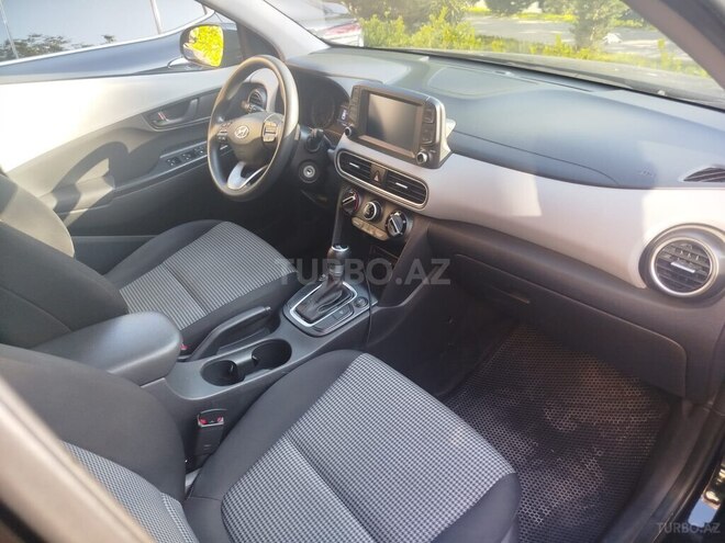 Hyundai Kona-9