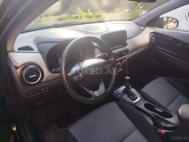 Hyundai Kona-8