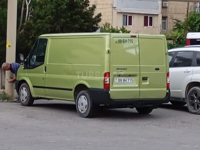 Ford Transit-7