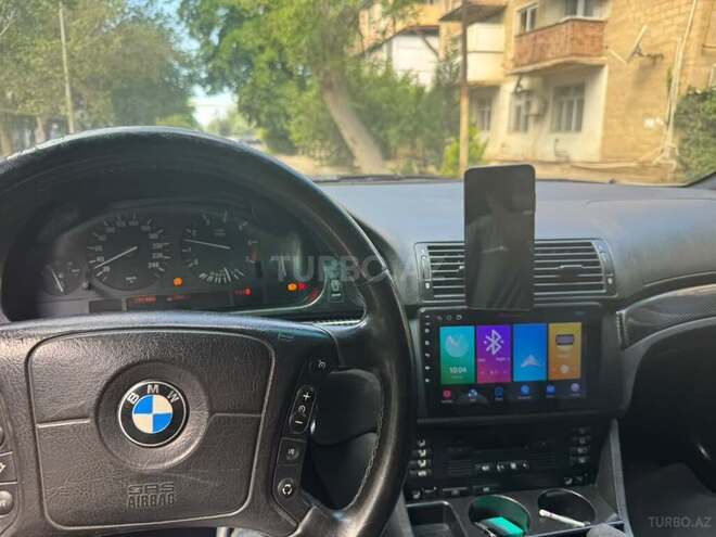 BMW 728-3
