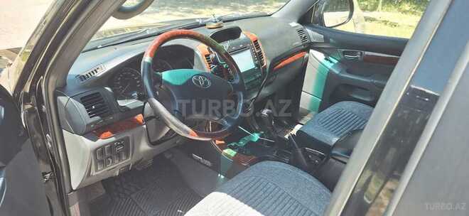 Toyota Land Cruiser Prado-11