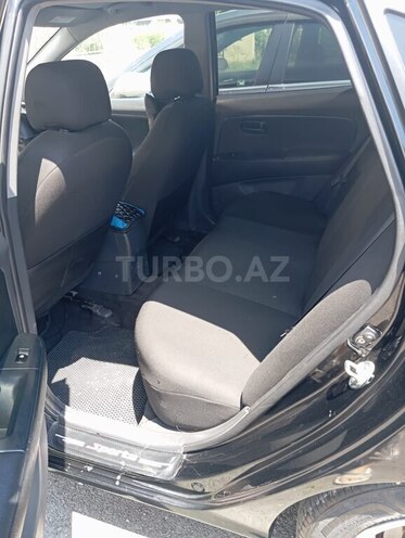 Hyundai Elantra-8