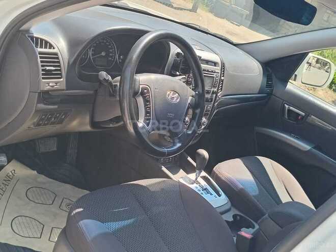 Hyundai Santa Fe-6