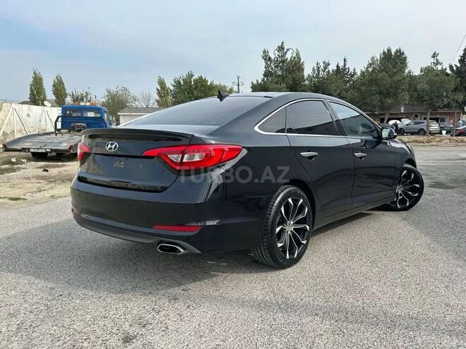 Hyundai Sonata-2